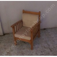 c005 Ahşap Cafe Berjer Modelleri-009 (Vernikli Seyyar Minderli)